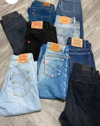Vestiti firmati vintage all ingrosso