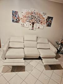 Divano Poltronesofà 4 Posti con 2 relax elettrici 