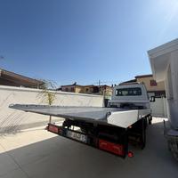 Soccorso stradale patente B Iveco daily