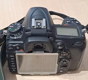 Fotocamera NIKON D7000 reflex