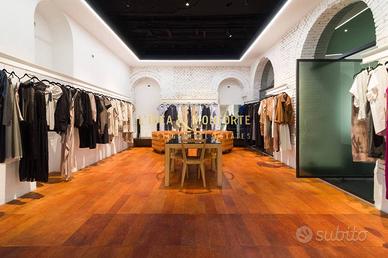 Temporary showroom di pregio