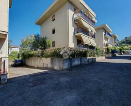 4 LOCALI A SALERNO