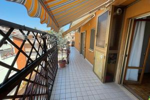 Panoramico con garage, soffitta e giardino