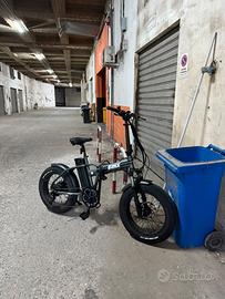 BICICLETTA ELETTRICA BMX