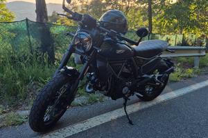 Splendido Scrambler Nightshift