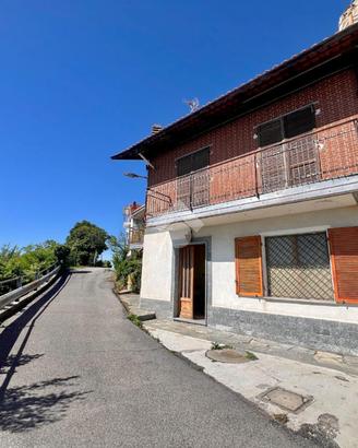BIFAMILIARE A ALBUGNANO