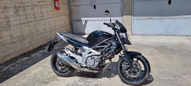 Suzuki SFV Gladius 650 - 2010 - naked