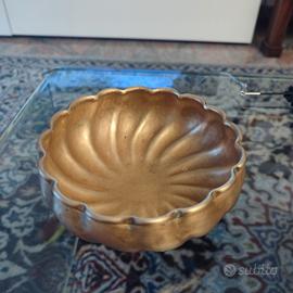 ciotola vintage ottone design a coste
