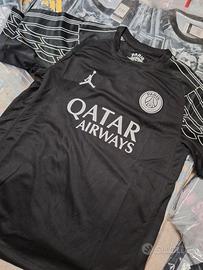 maglia calcio psg 2025/26 edizione jordan