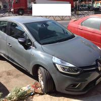RENAULT Clio dCi 8V 75 CV 5 porte Moschino Zen