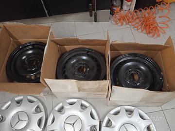 copricerchi e cerchi Mercedes Classe A W169