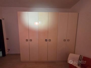 MOBILI PER CAMERA: armadio e cassettiera