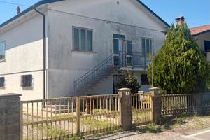 Riva del po loc. alberone - rif. 13