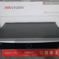 VIDEREGISTRATORE NVR IP Hikvision 4 CANALI