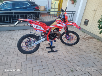 Numero 2 Beta RR 50 Racing Enduro