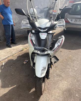 carene incidentate sh 125