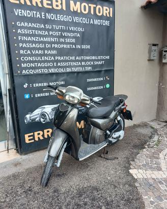 Scarabeo 100 a rate con Klarna