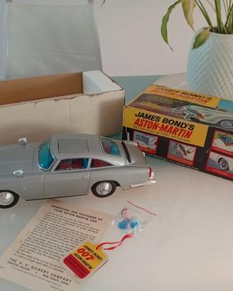 Gilbert James Bond 007 Aston Martin DB5 1964