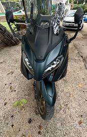 TMAX 560 Tech Max 2022 22.000km Full Optional