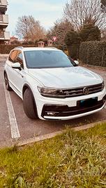 Tiguan r line 2.0 150 cv 4 Motion