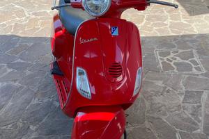 Vespa 125, anno agosto 2007. 35700 km
