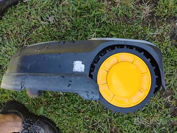 Robot tagliaerba Landxcape guasto per ricambi