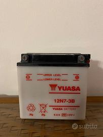 Batteria Yuasa Conventional 12 V 12N7-3B