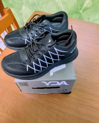 Scarpe YDA nuove n.39