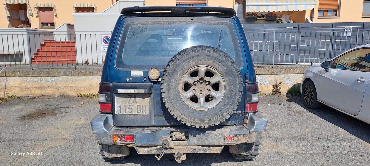 MITSUBISHI Pajero ('82-'00)