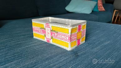 scatola di latta Biscotti Plasmon fine anni '50