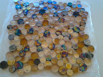 mosaici  artigianali come inserti da pavimento