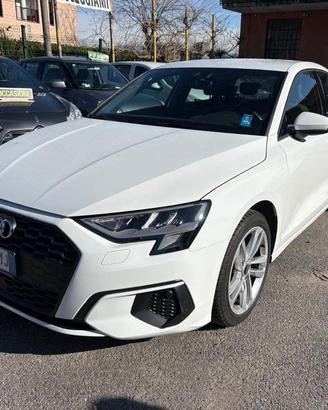 AUDI - A3 Sedan 30 2.0 tdi s-tronic