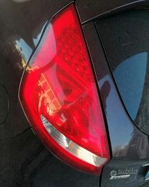 fanale posteriore sx Ford Fiesta 2009 