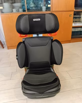Seggiolino auto Peg Perego. Come nuovo
