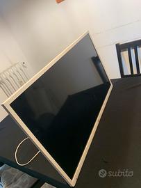 Smart tv akai 32 pollici