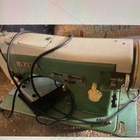 Macchina da cucire ASTRA d'epoca
