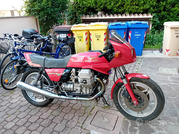Motto Guzzi le mans 3