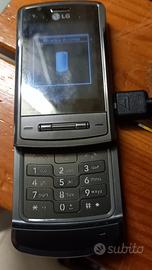 telefono LG KE970 titanium