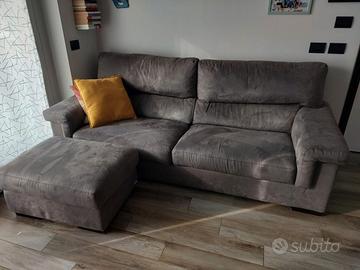 Divano e pouf "poltronesofà"