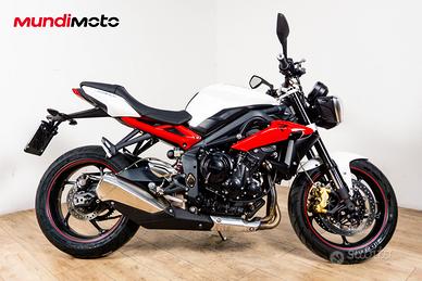 TRIUMPH STREET TRIPLE 675 - 2015