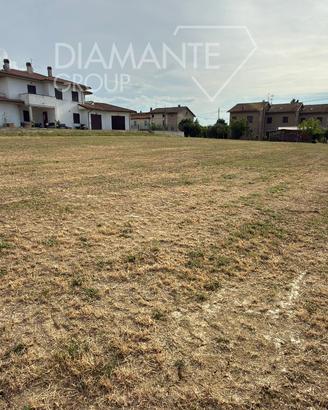 Lotto di terreno edificabile in posizione collinar