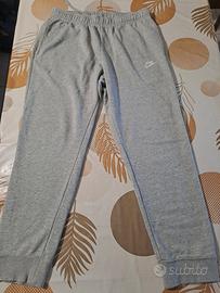 vestiti pantalone nike 