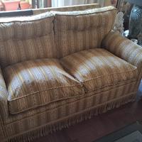 Set divani 2 e 3 posti.