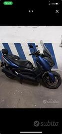 Yamaha x-max 300