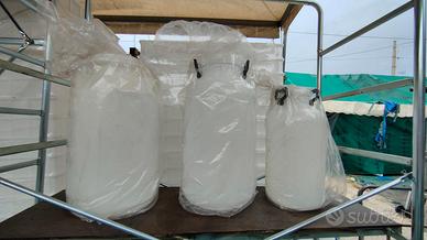 Bottiglioni plastica per latte e alimenti 