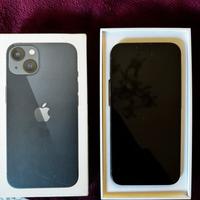 iPhone 13, batteria nuova, condizioni perfette