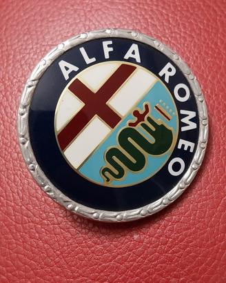 Stemma Alfa romeo. 