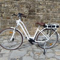 Bicicletta mod. Elops 920e Btwin ped. assistita