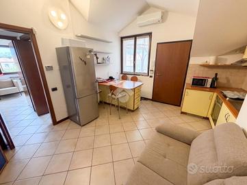 2 LOCALI A SEVESO