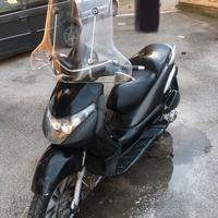 Beverly 125